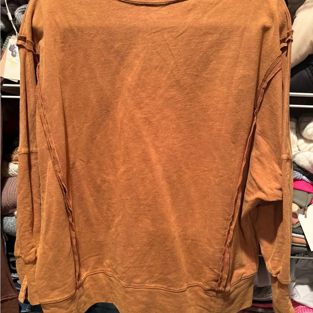 Sew In Love pullover - Picture 2 of 2